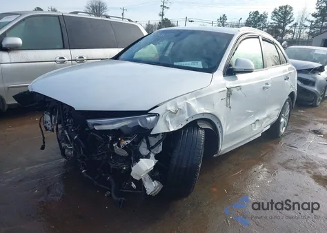 2018 Audi Q3 2.0T Premium/2.0T Sport Premium z USA, uszkodzony, nr VIN WA1ECCFSXJR009383